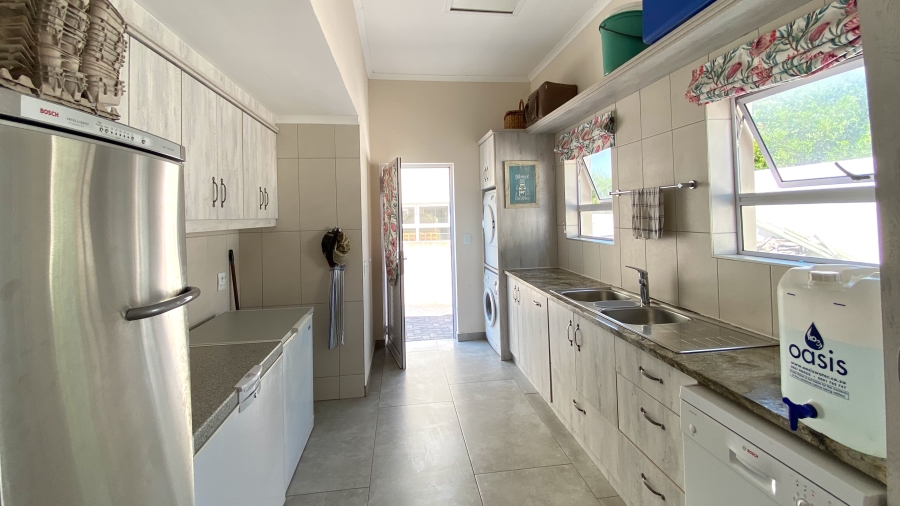 4 Bedroom Property for Sale in Port Owen Western Cape